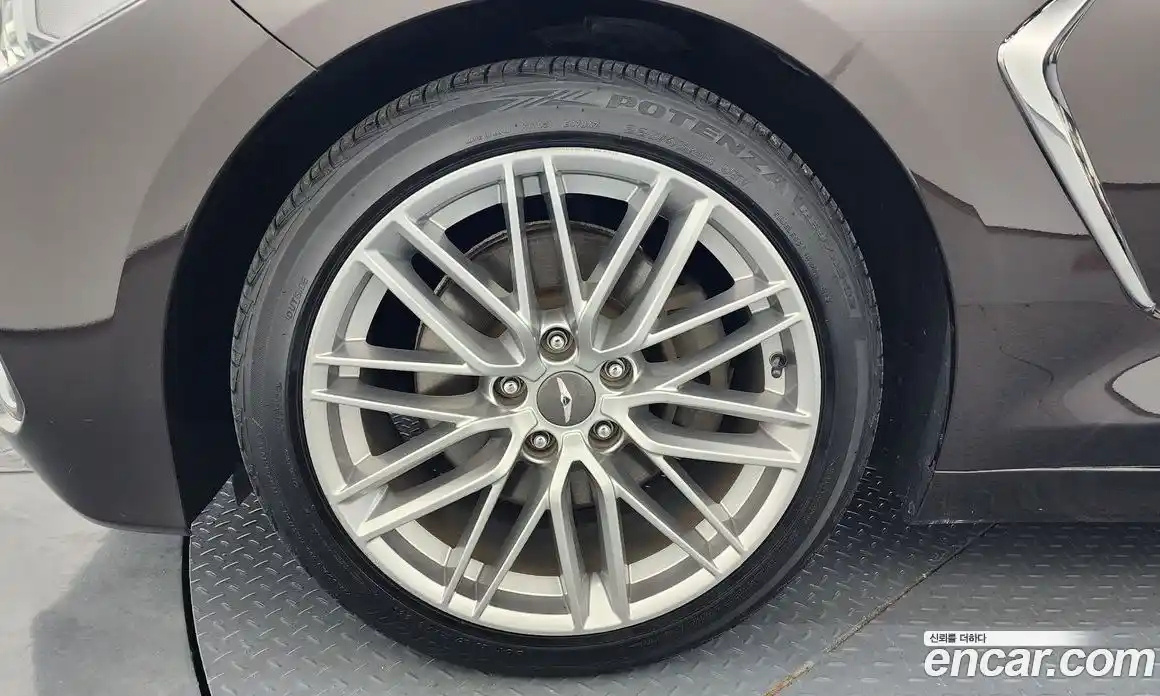 Genesis G70 2019 2.0 Автомат в Москве № 309122, фото 14