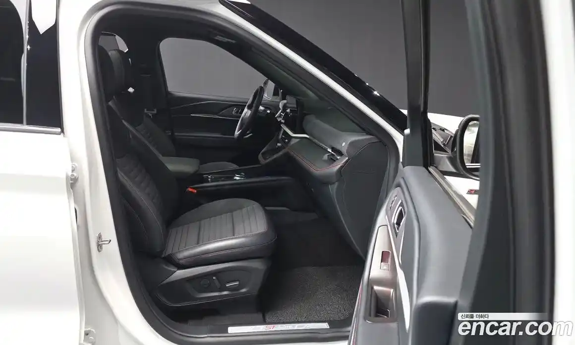 Ford Explorer 2025 2.3 Автомат в Москве № 310418, фото 11