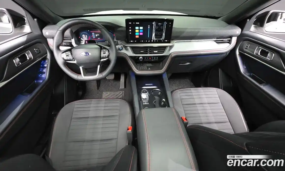 Ford Explorer 2025 2.3 Автомат в Москве № 310418, фото 12