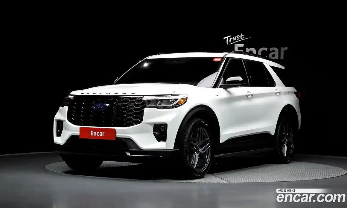 Ford Explorer 2025 2.3 Автомат в Москве № 310418, фото 18