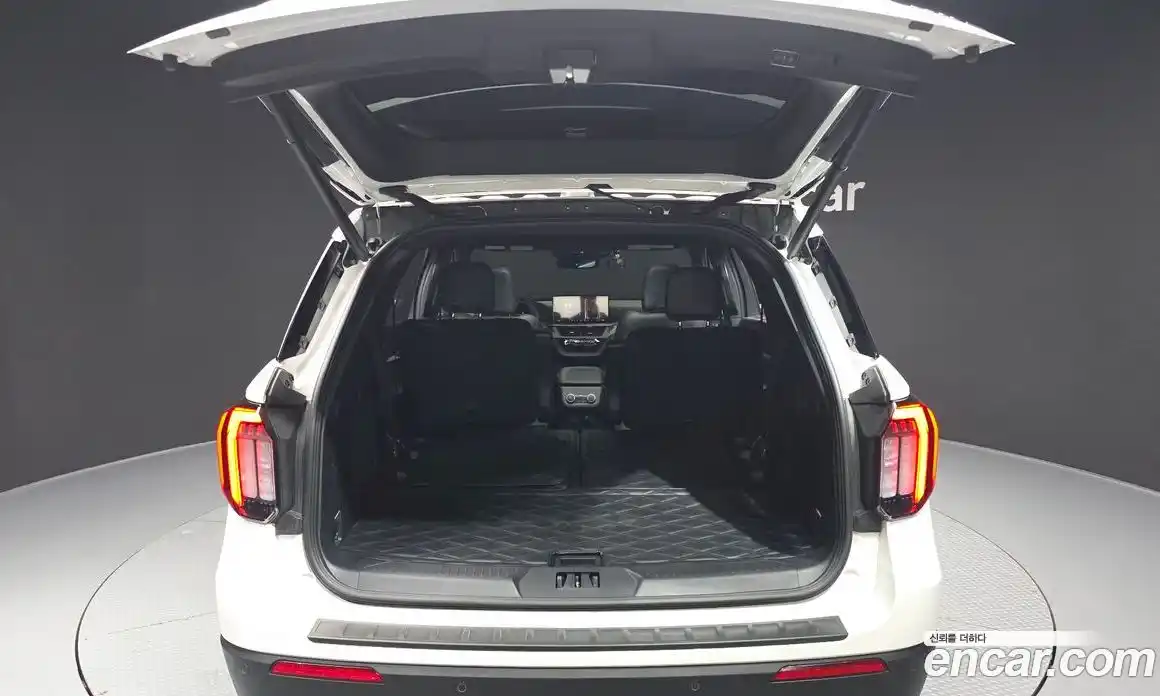 Ford Explorer 2025 2.3 Автомат в Москве № 310418, фото 9