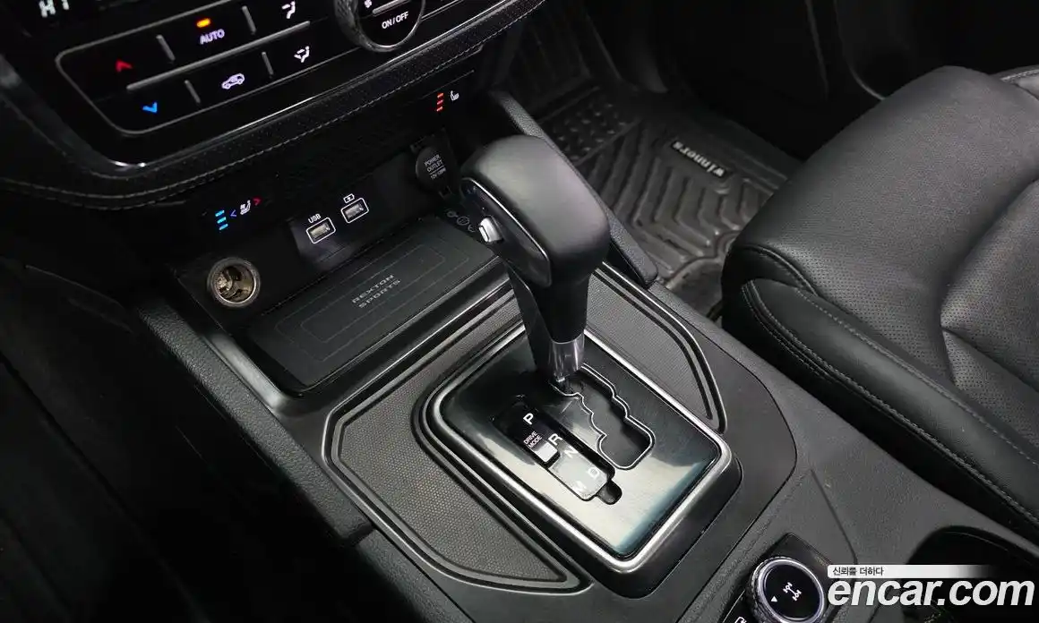 SsangYong Rexton 2022 2.2 Автомат в Москве № 31607, фото 6