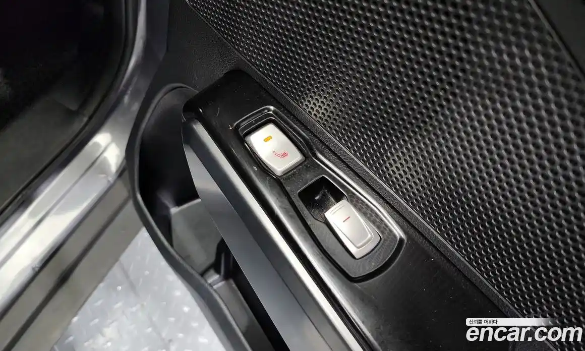 SsangYong TIBOLI 2016 1.6 Автомат в Москве № 31884, фото 14