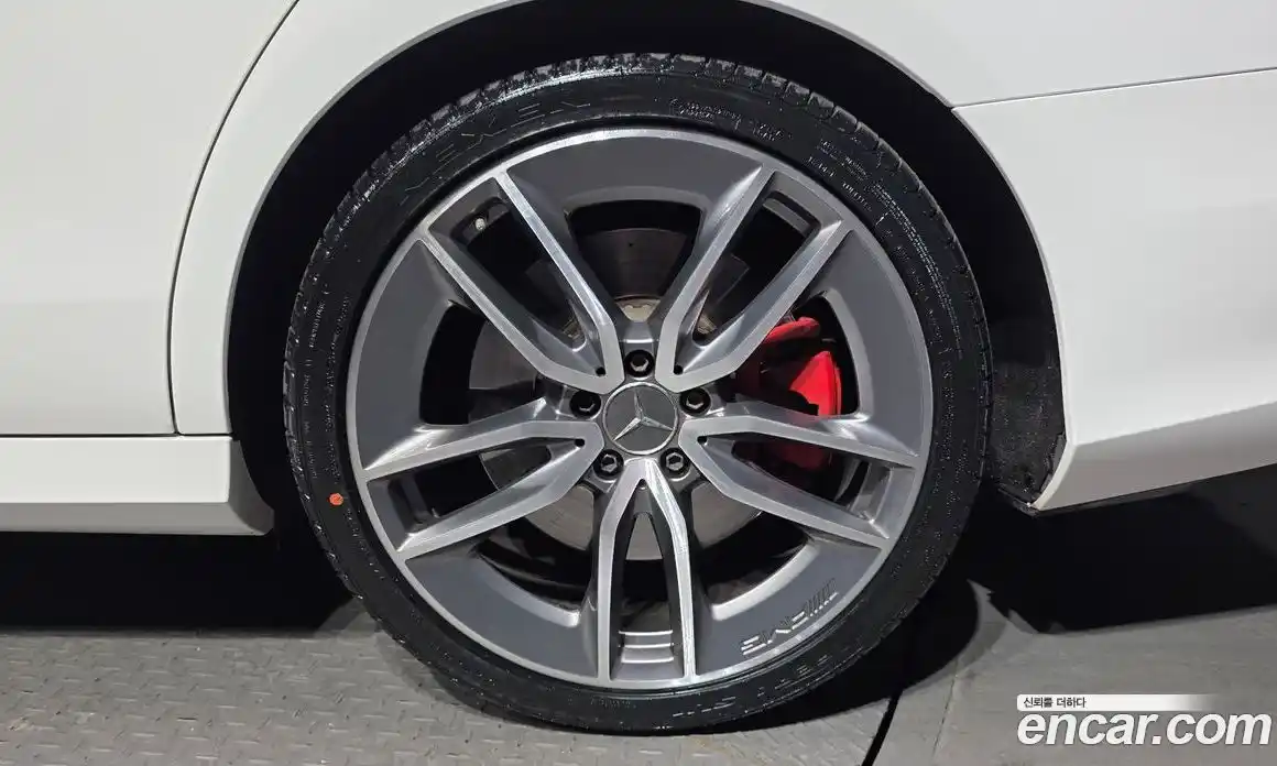 Mercedes-Benz E-Class 2019 3.0 Автомат в Москве № 322325, фото 19