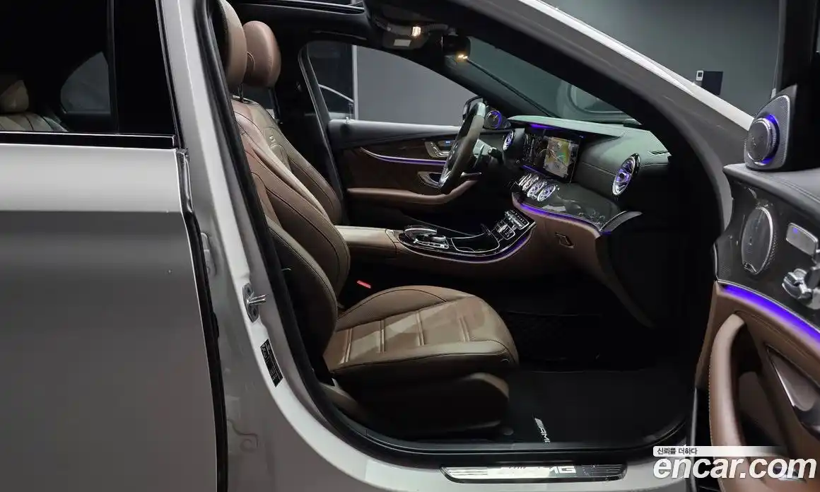 Mercedes-Benz E-Class 2019 3.0 Автомат в Москве № 322325, фото 20