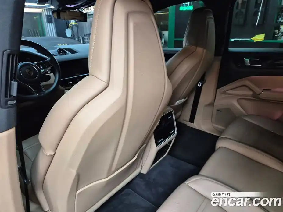 Porsche Cayenne 2019 3.0 Автомат в Москве № 332052, фото 12