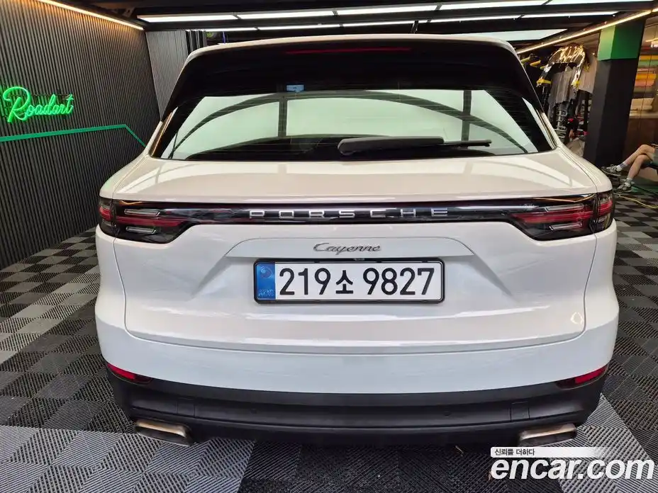 Porsche Cayenne 2019 3.0 Автомат в Москве № 332052, фото 3