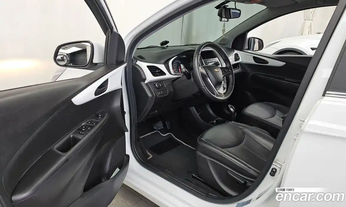 Chevrolet Spark 2018 1.0 Автомат в Москве № 332339, фото 14