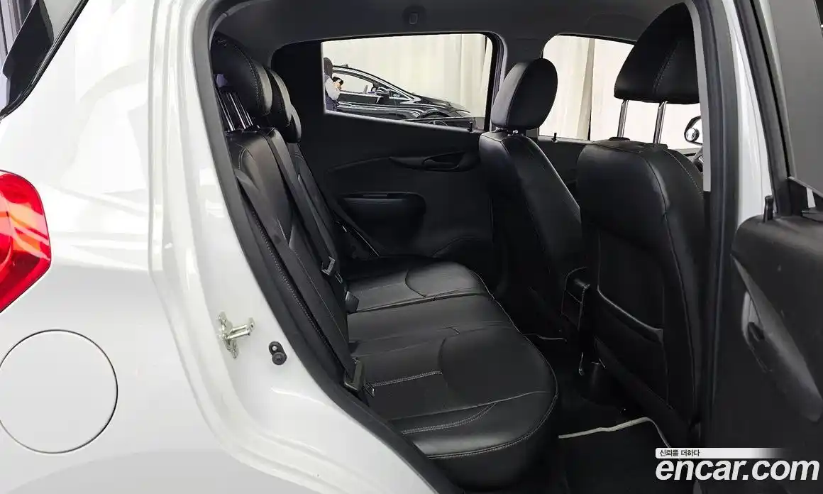 Chevrolet Spark 2018 1.0 Автомат в Москве № 332339, фото 17