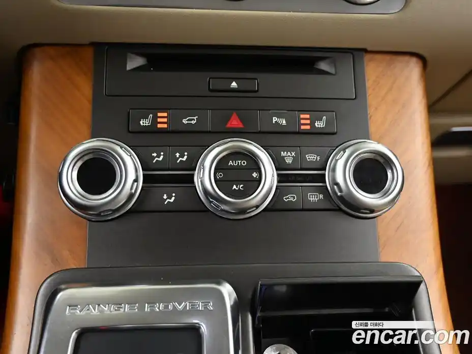 Land Rover Range-Rover Sport 2013 3.0 Автомат в Москве № 333987, фото 20