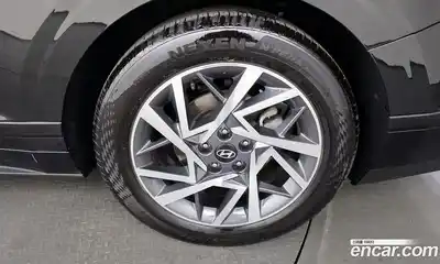 Hyundai Grandeur 2023 1.6 Автомат в Москве № 336105, миниатюра 7