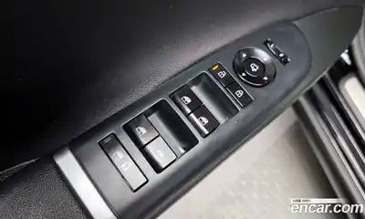 Hyundai Grandeur 2023 1.6 Автомат в Москве № 336105, миниатюра 10