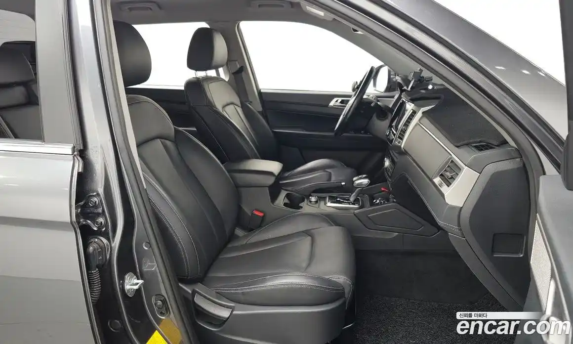 SsangYong Rexton 2019 2.2 Автомат в Москве № 33654, фото 17