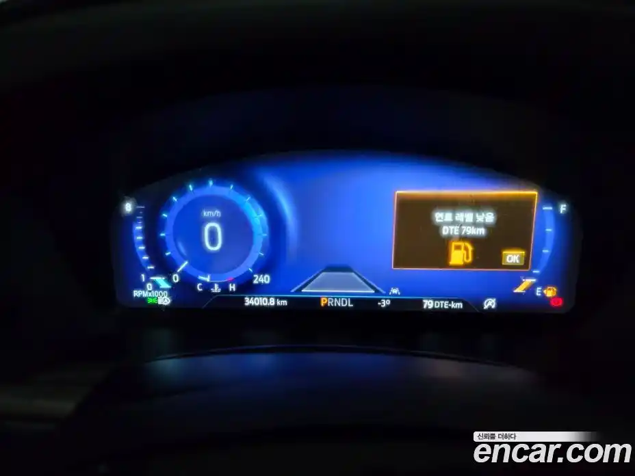 Ford Explorer 2022 3.0 Автомат в Москве № 337449, фото 5