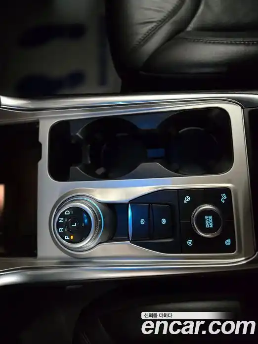 Ford Explorer 2022 3.0 Автомат в Москве № 337449, фото 9