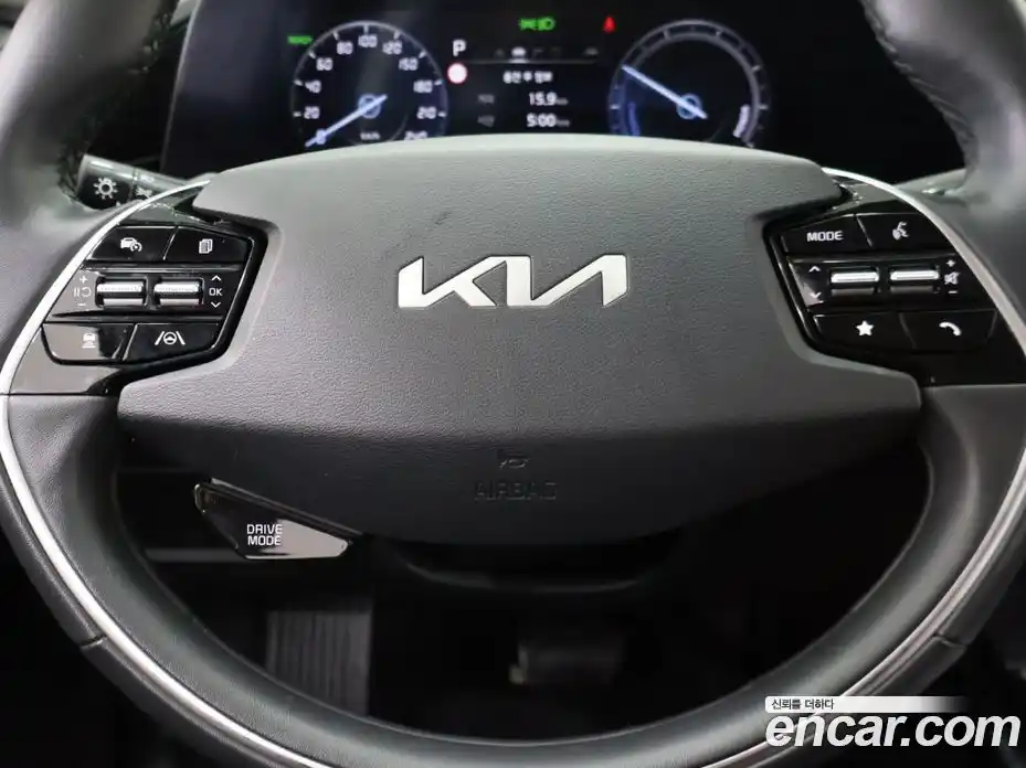 Kia Niro 2023 Автомат в Москве № 338673, фото 12