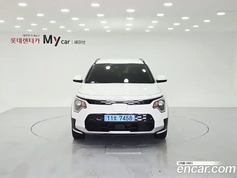 Kia Niro 2023 Автомат в Москве № 338673, фото 8