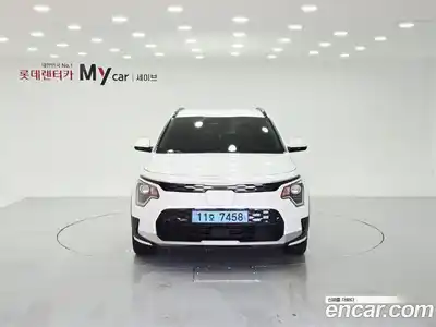 Kia Niro 2023 Автомат в Москве № 338673, миниатюра 8