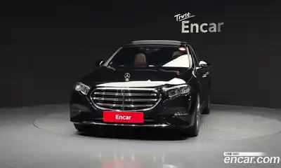 Mercedes-Benz E-Class 2024 2.0 Автомат в Москве № 338995, миниатюра 2