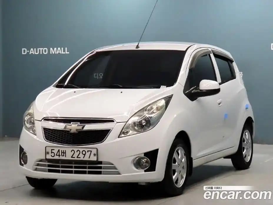 Chevrolet Spark 2012 1.0 Автомат в Москве № 37048, фото 1