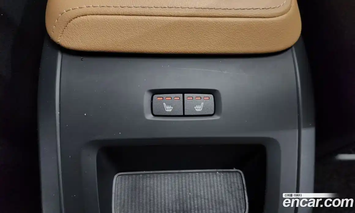 Volvo XC60 2022 2.0 Автомат в Москве № 373761, фото 19