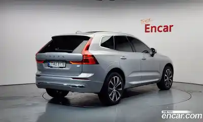 Volvo XC60 2022 2.0 Автомат в Москве № 373761, миниатюра 2