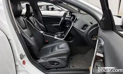 Volvo S60 2018 2.0 Автомат в Москве № 373912, миниатюра 11