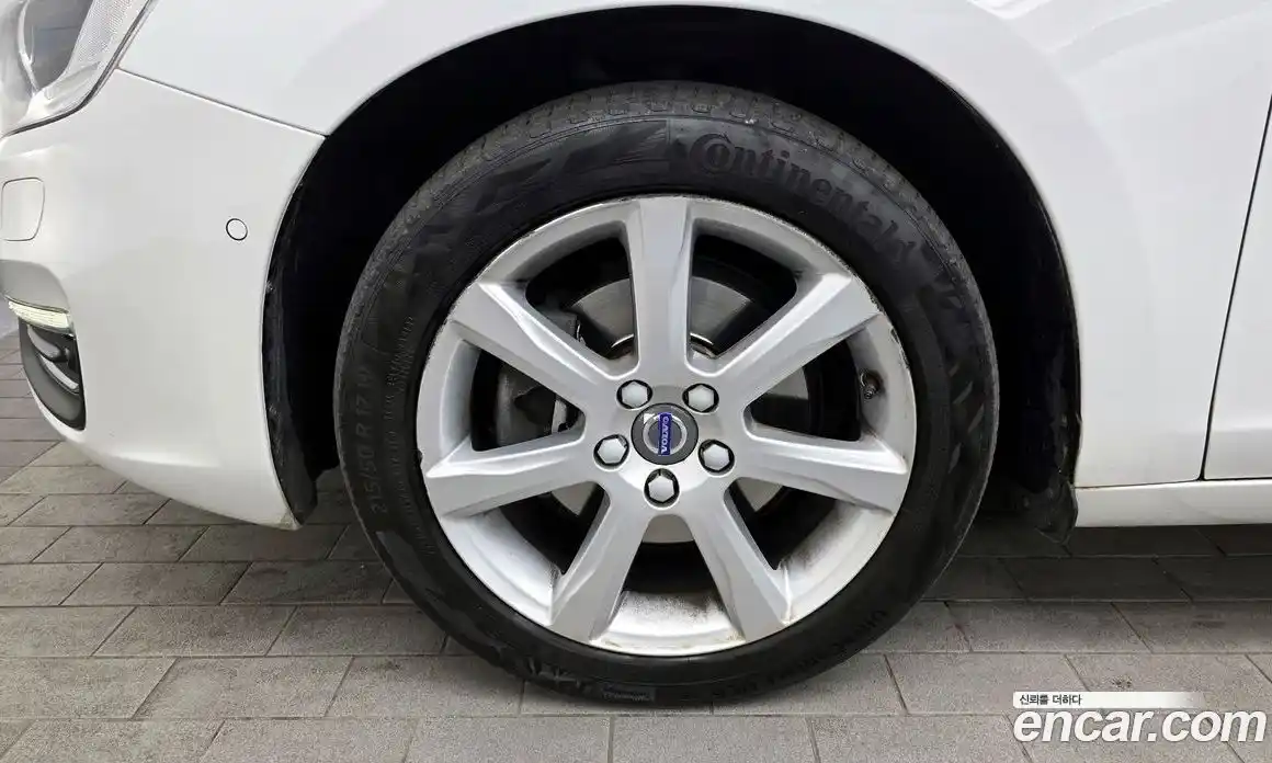 Volvo S60 2018 2.0 Автомат в Москве № 373912, фото 5