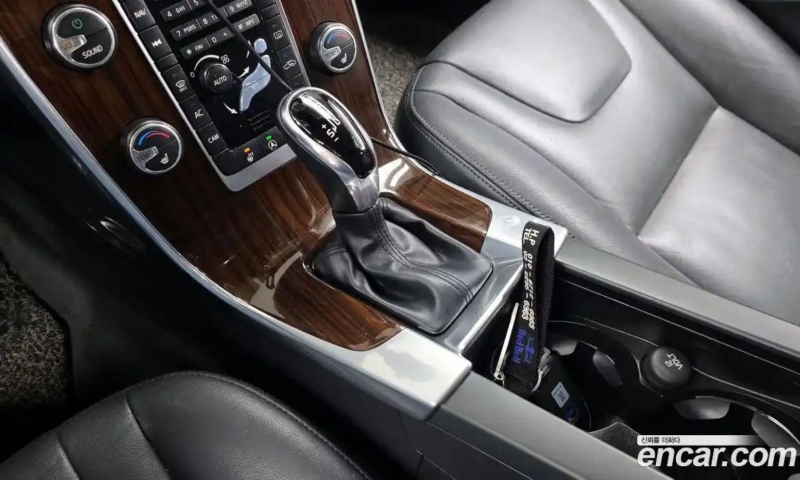 Volvo S60 2018 2.0 Автомат в Москве № 373912, фото 9