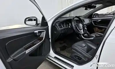Volvo S60 2018 2.0 Автомат в Москве № 373912, миниатюра 10