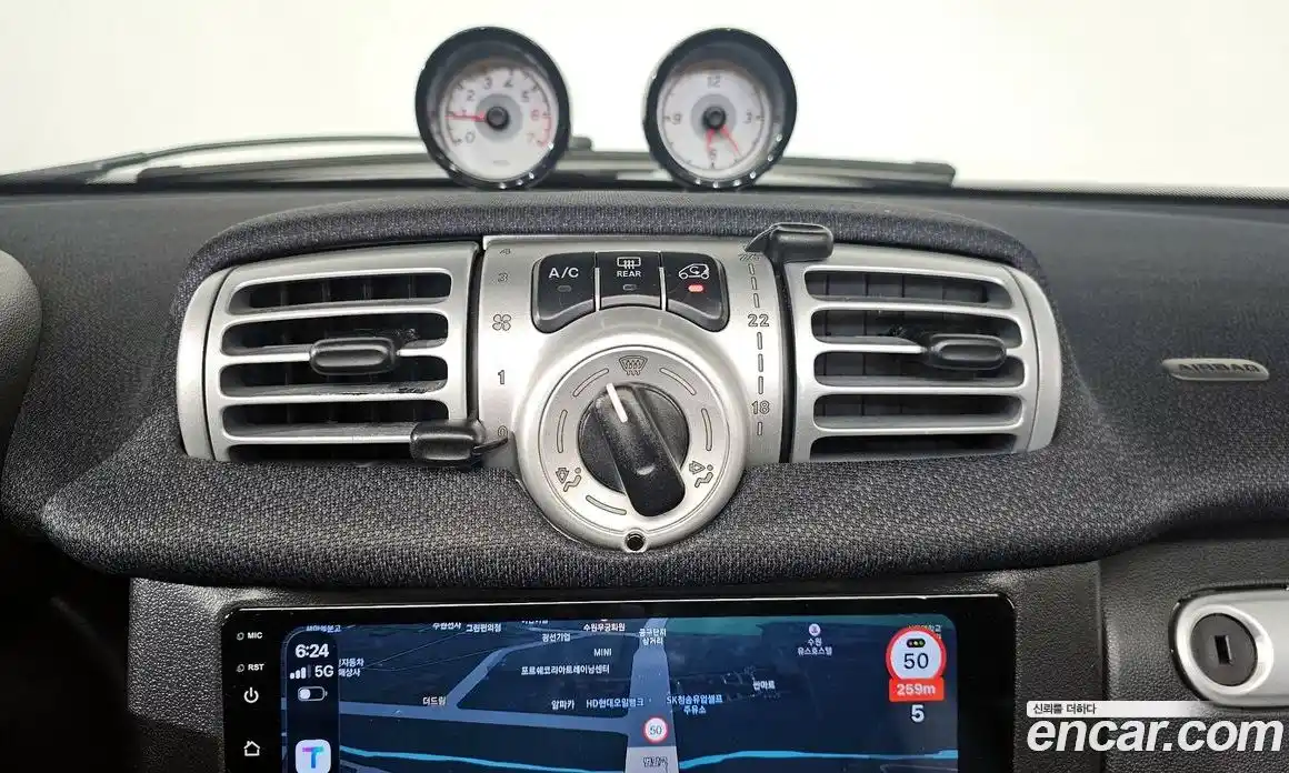 Smart Fortwo 2014 1.0 Автомат в Москве № 376047, фото 15