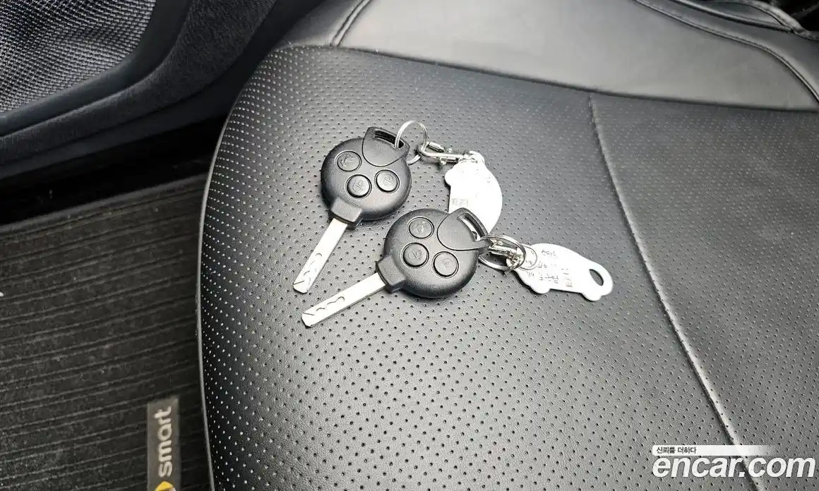 Smart Fortwo 2014 1.0 Автомат в Москве № 376047, фото 18