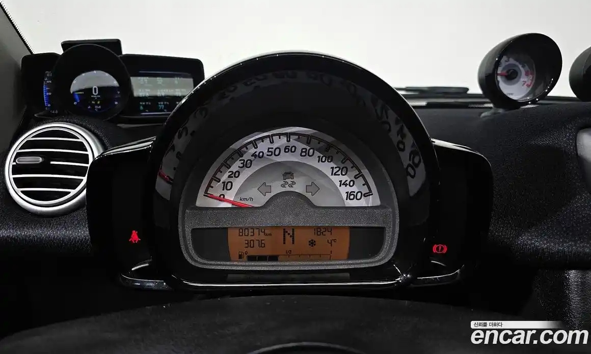 Smart Fortwo 2014 1.0 Автомат в Москве № 376047, фото 8