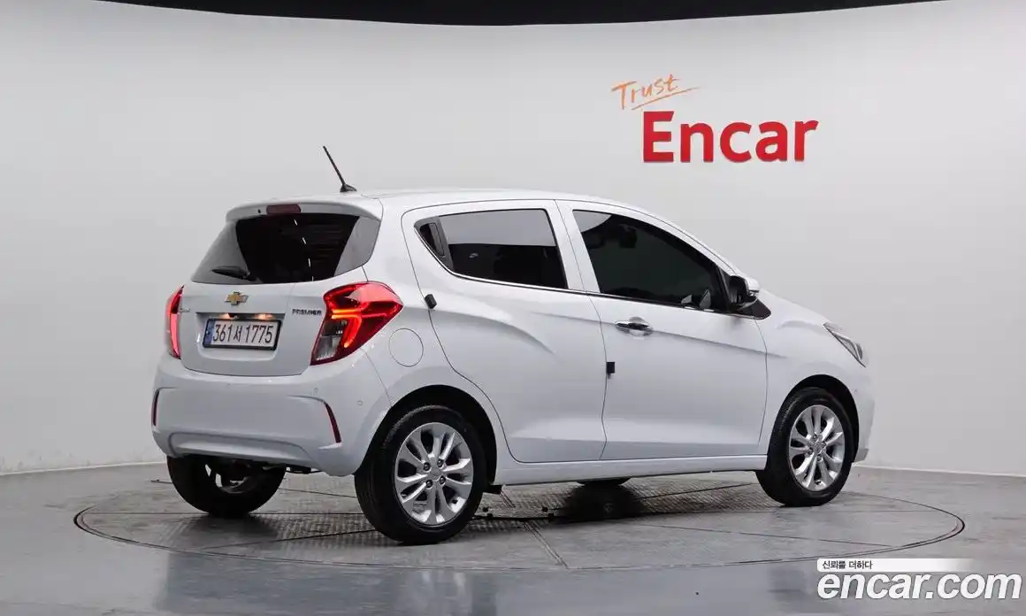 Chevrolet Spark 2022 1.0 Автомат в Москве № 38313, фото 15