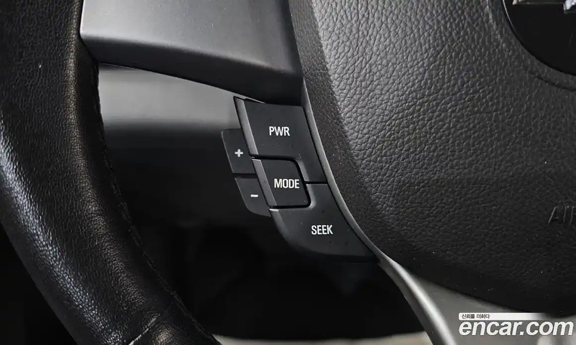 Chevrolet Spark 2012 1.0 Автомат в Москве № 390079, фото 15