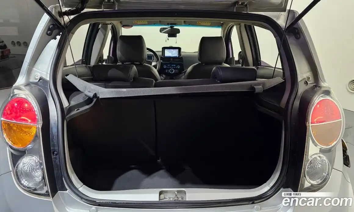 Chevrolet Spark 2012 1.0 Автомат в Москве № 390079, фото 20