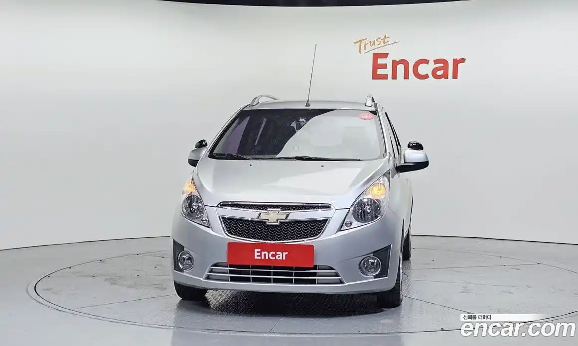 Chevrolet Spark 2012 1.0 Автомат в Москве № 390079, фото 3