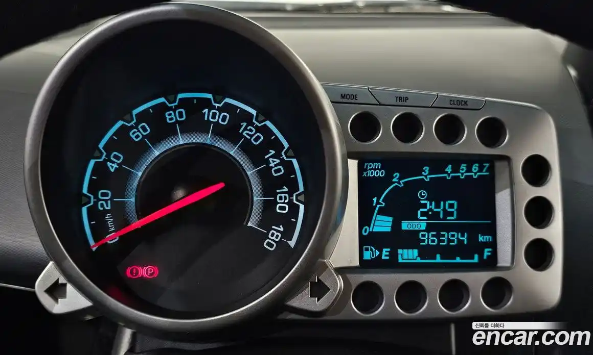 Chevrolet Spark 2012 1.0 Автомат в Москве № 390079, фото 8