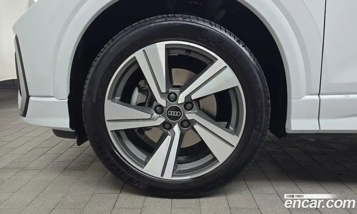 Audi Q2 2023 2.0 Автомат в Москве № 391146, фото 5