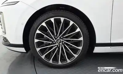 Hyundai Grandeur 2023 2.5 Автомат в Москве № 395519, миниатюра 5