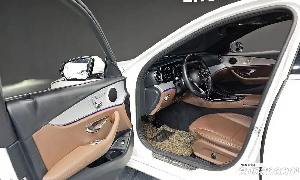 Mercedes-Benz E-Class 2021 2.0 Автомат в Москве № 412973, фото 11