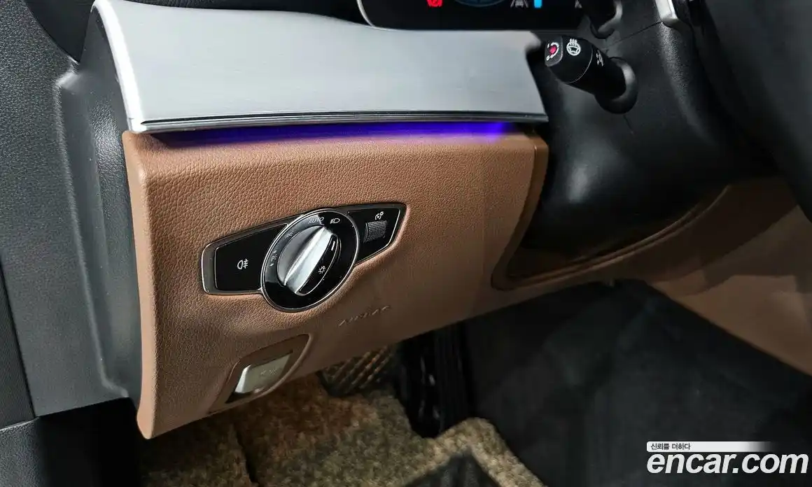 Mercedes-Benz E-Class 2021 2.0 Автомат в Москве № 412973, фото 20