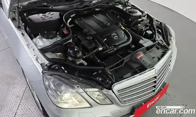 Mercedes-Benz E-Class 2011 1.8 Автомат в Москве № 413030, миниатюра 6