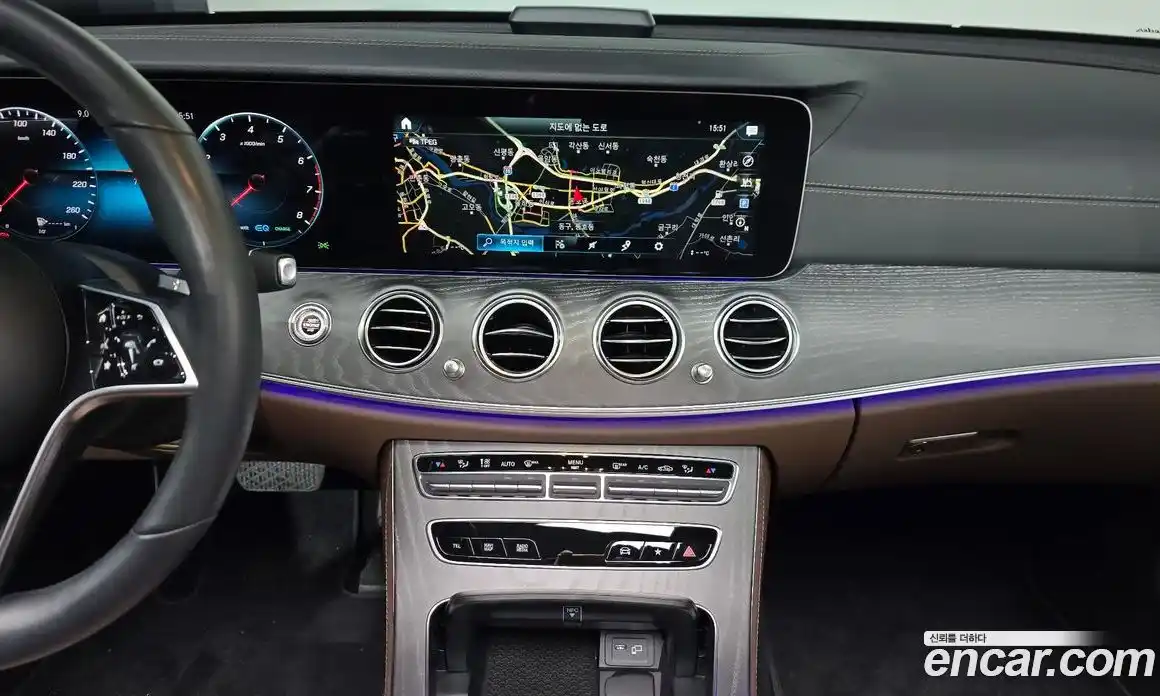 Mercedes-Benz E-Class 2022 2.0 Автомат в Москве № 413274, фото 14