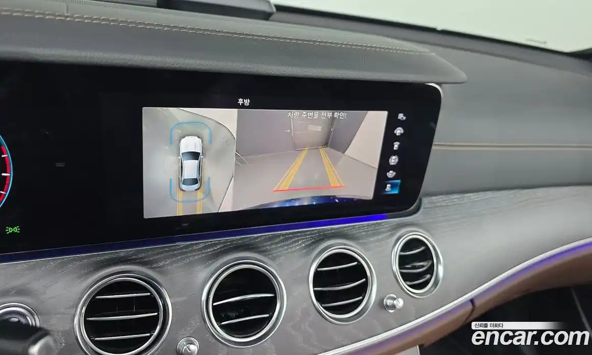 Mercedes-Benz E-Class 2022 2.0 Автомат в Москве № 413274, фото 15