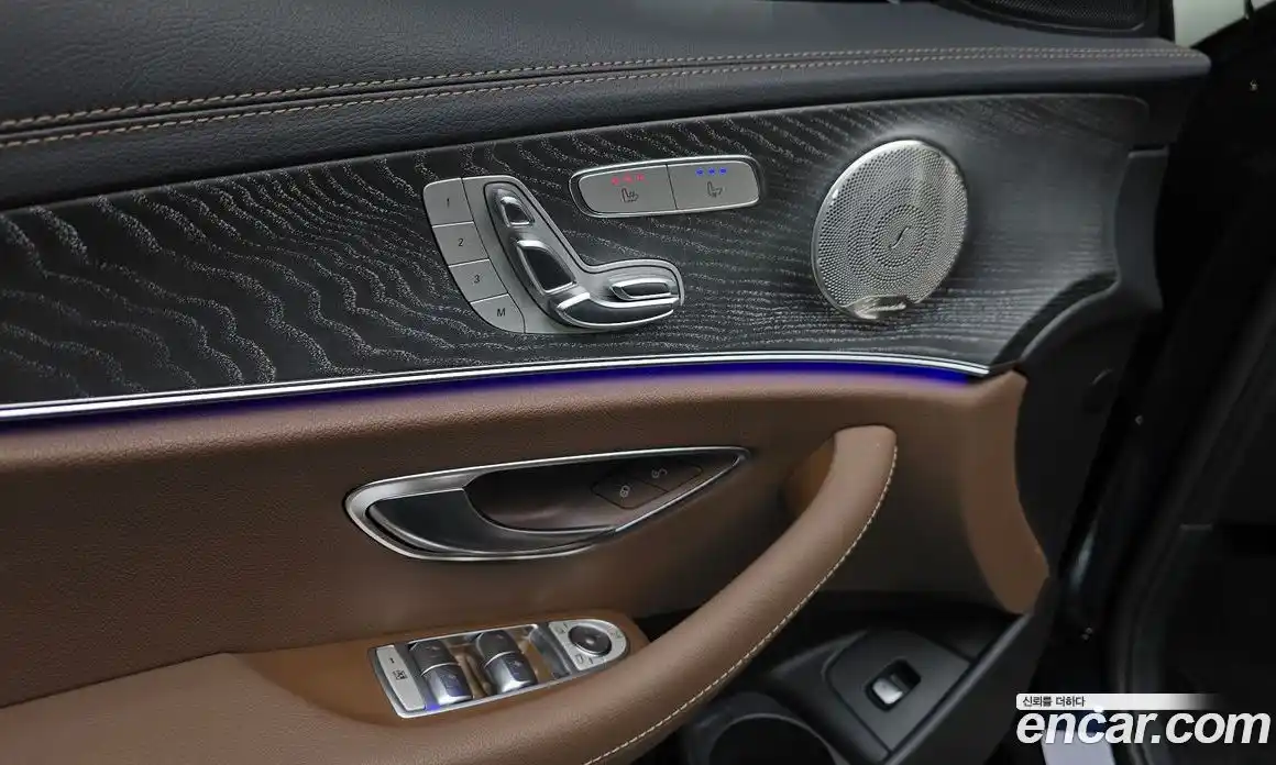 Mercedes-Benz E-Class 2022 2.0 Автомат в Москве № 413274, фото 16