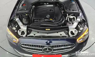 Mercedes-Benz E-Class 2022 2.0 Автомат в Москве № 413274, миниатюра 5