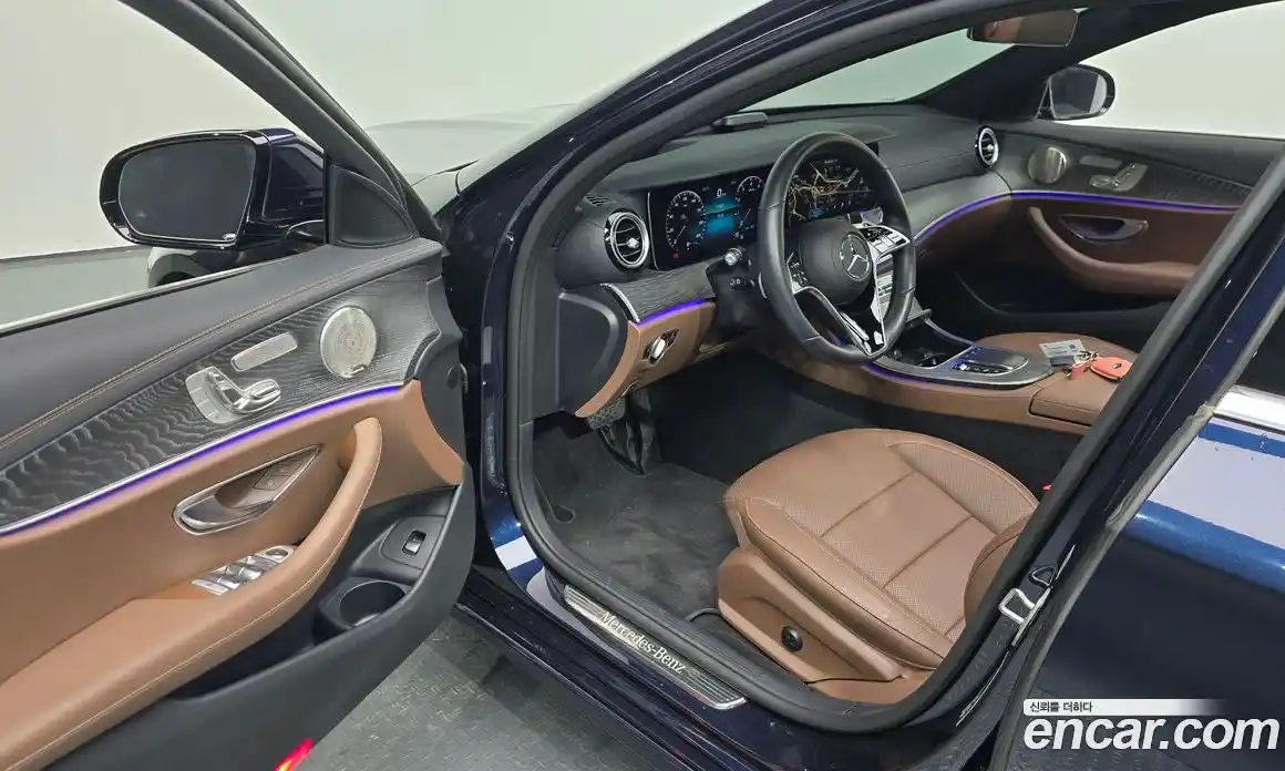 Mercedes-Benz E-Class 2022 2.0 Автомат в Москве № 413274, фото 10