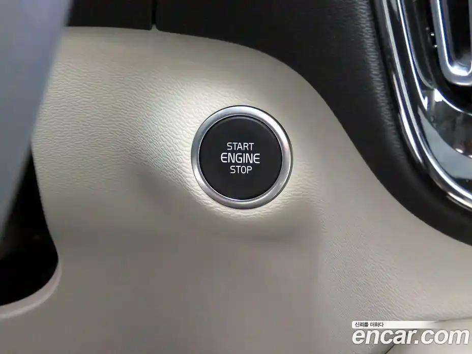 Volvo XC40 2025 2.0 Автомат в Москве № 415239, фото 13