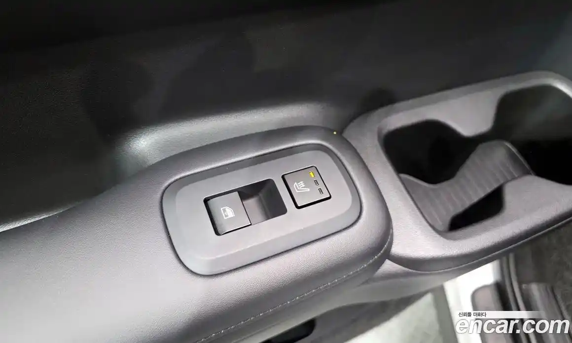 Hyundai Santa Fe 2024 1.6 Автомат в Москве № 501, фото 8